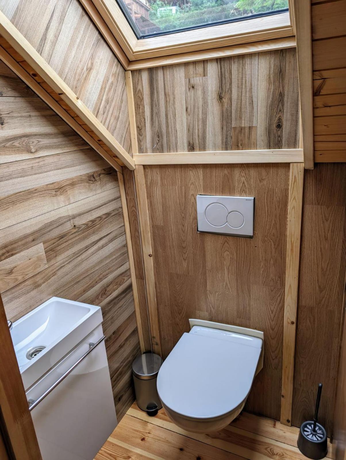 Apartman V Pensionu U Holzaepfelu Cerveny Kostelec Exterior photo